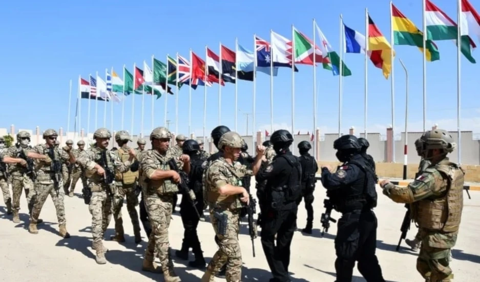 Las maniobras “Estrella Brillante” se realizan periódicamente desde 1980 y constituyen uno de los ejercicios conjuntos más grandes en Medio Oriente. Las maniobras “Estrella Brillante” se realizan periódicamente desde 1980 y constituyen uno de los ejercicios conjuntos más grandes en Medio Oriente.