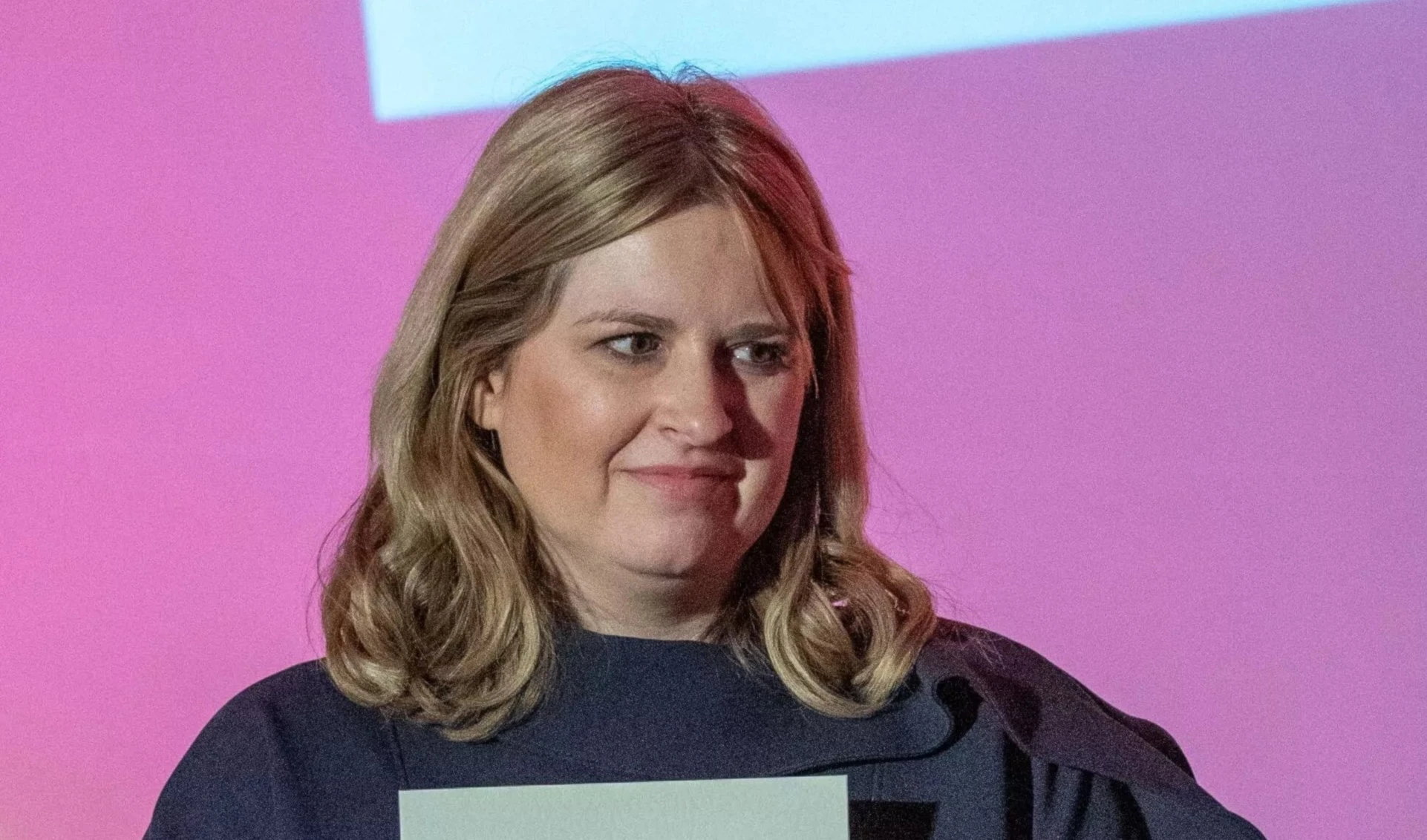 El lobby del esposo de una líder laborista ficha por un arsenal israelí