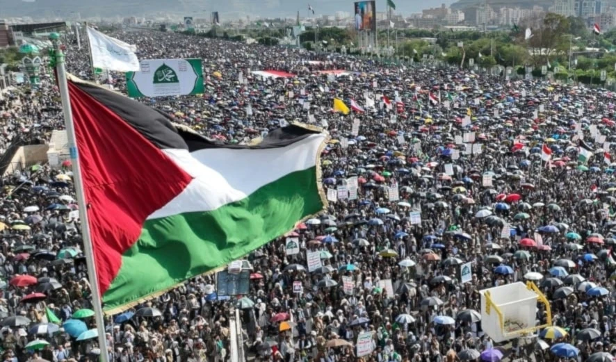 Los movilizados elogiaron las operaciones de las fuerzas armadas contra el enemigo israelí.