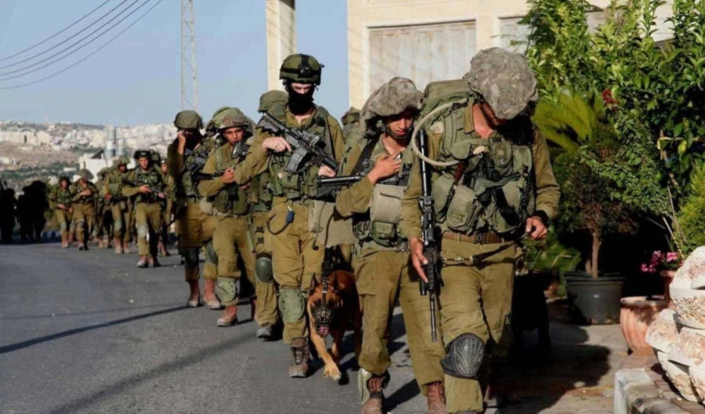 Grupos de reciente formación anuncian su rechazo al servicio militar a pesar del riesgo de prisión.