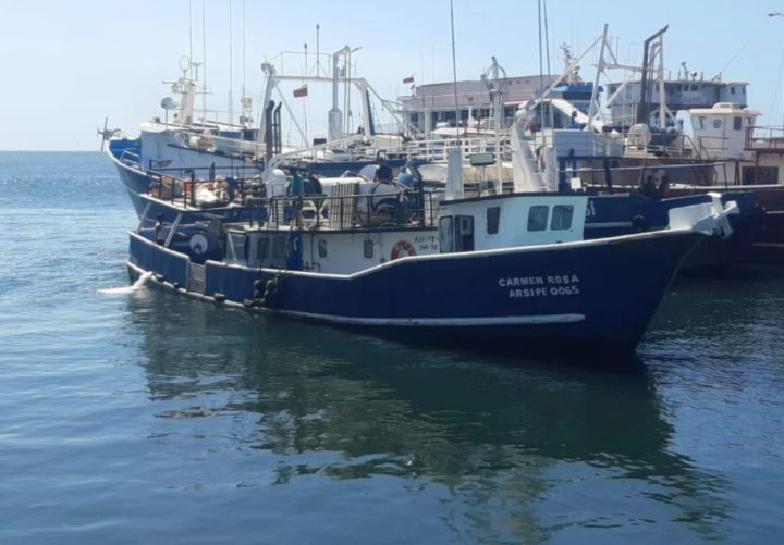 El bochorno de un imperio que gasta millones para humillar pescadores