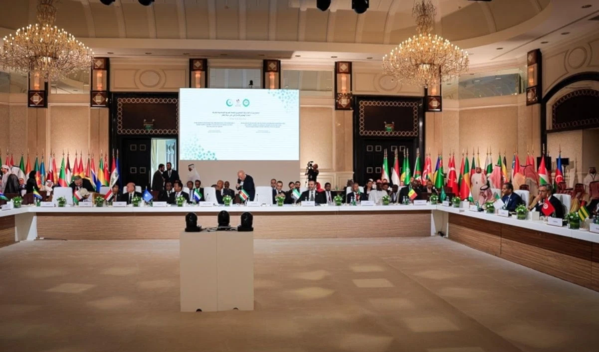 La convocatoria de la cumbre refleja la solidaridad árabe e islámica y el rechazo al terrorismo de Estado practicado por "Israel".