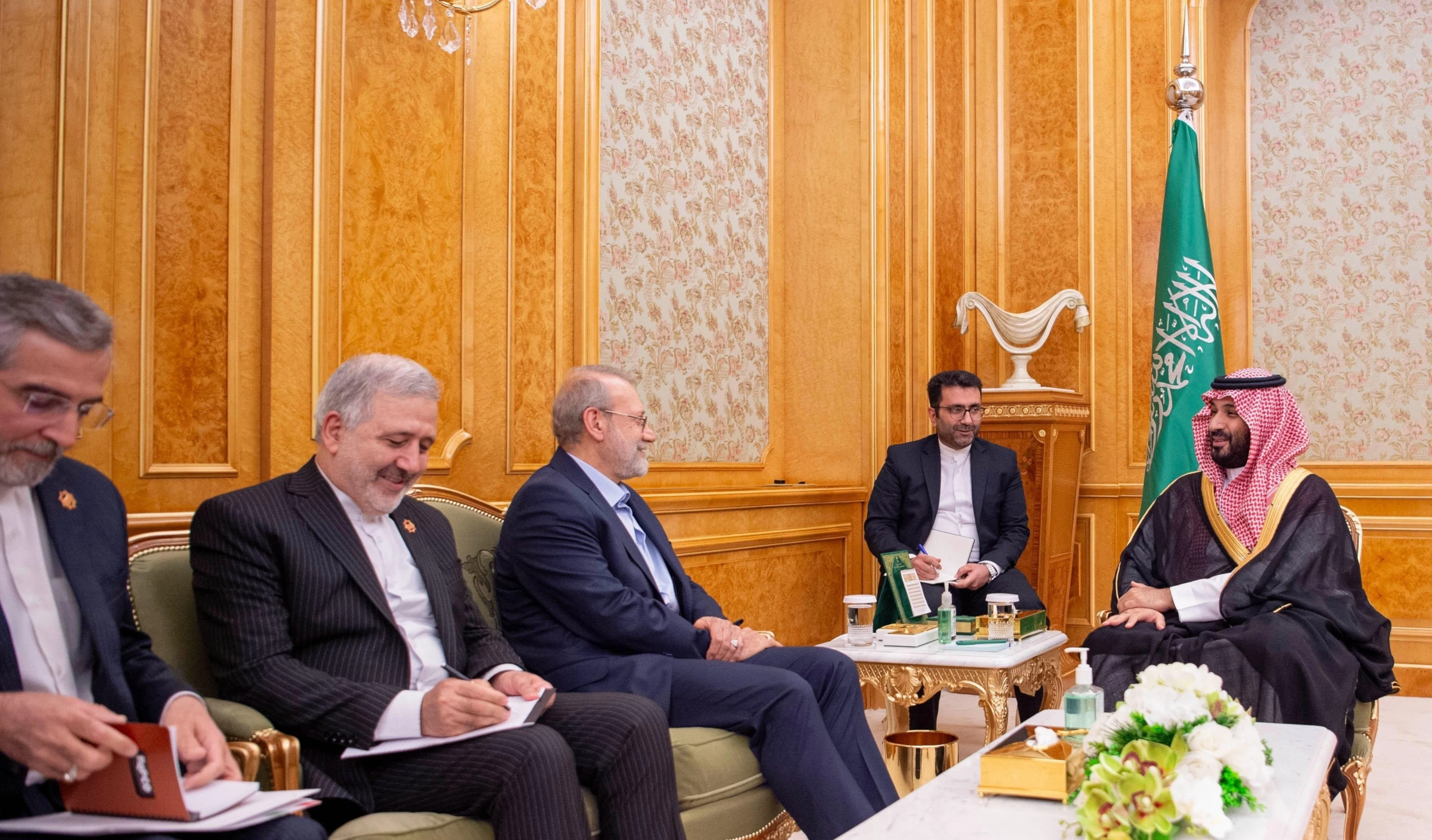 Estos contactos muestran el intento de Teherán de consolidar alianzas regionales frente a la escalada israelí en Gaza. Estos contactos muestran el intento de Teherán de consolidar alianzas regionales frente a la escalada israelí en Gaza.