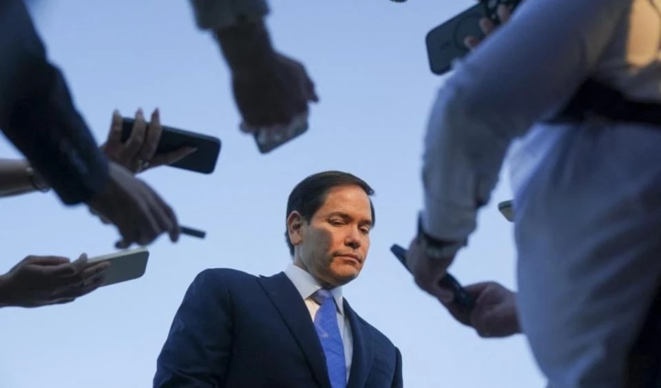 Marco Rubio habló con la prensa antes de partir de "Tel Aviv" hacia Qatar, los dos puntos de su gira por la región. (Foto: AFP)