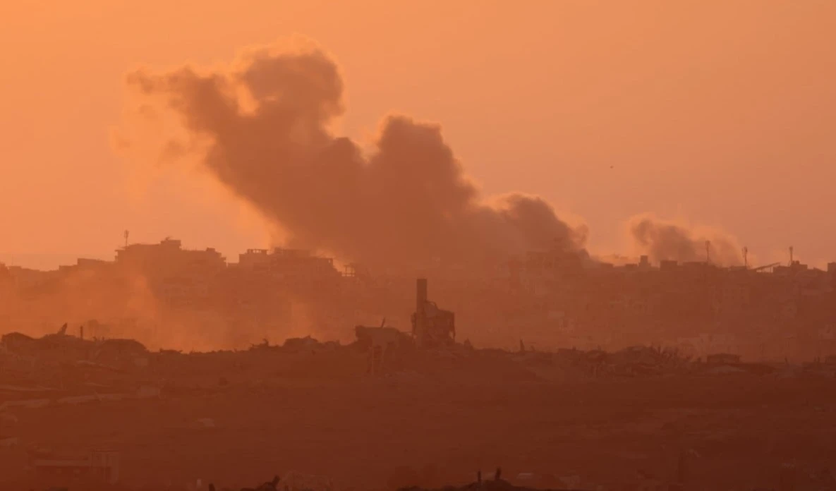 Israel intensifica agresión contra Gaza y deja más de 106 muertos en 12 horas