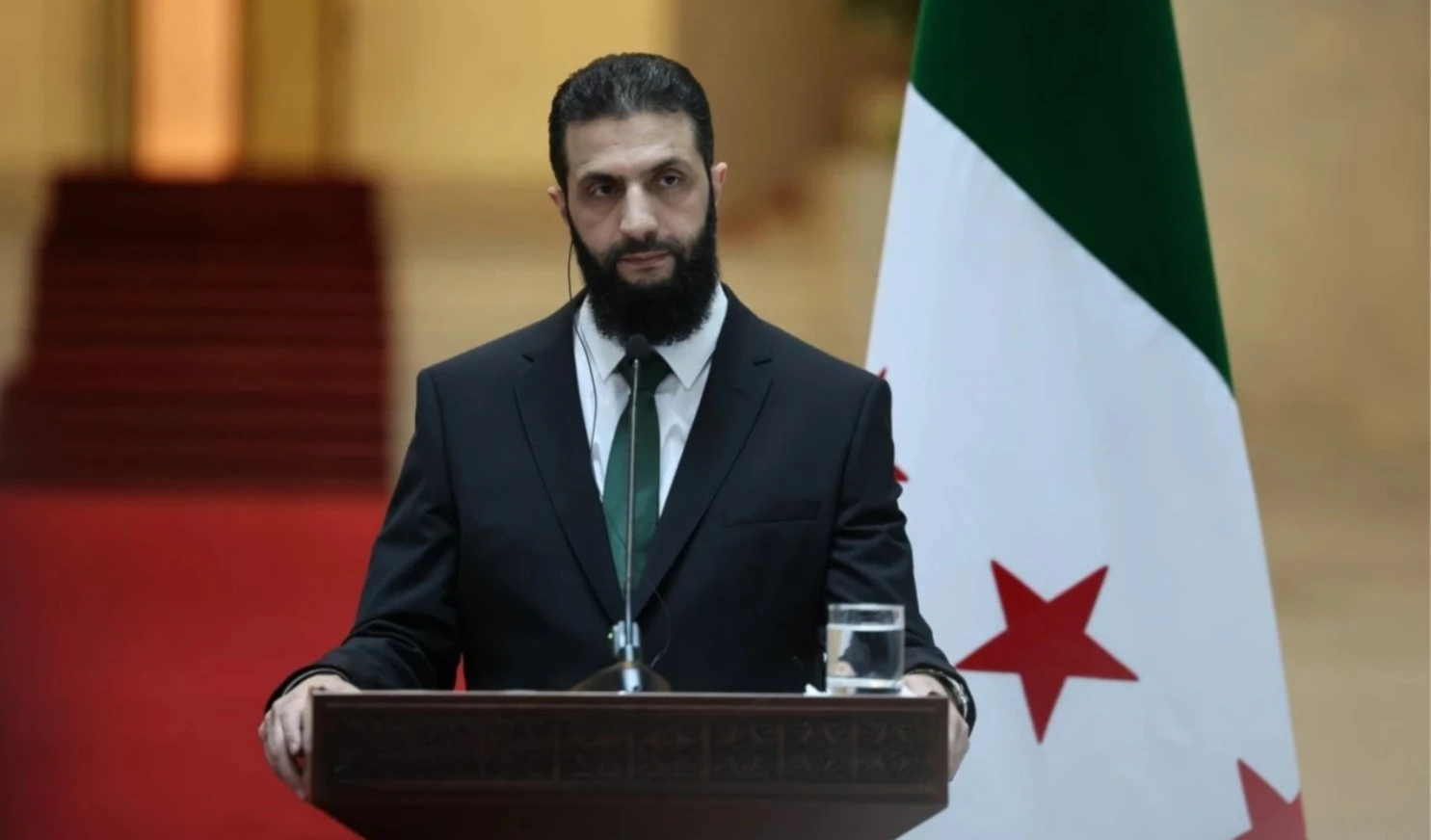 Al-Sharaa: Estamos muy cerca de firmar un acuerdo con Israel a través de la mediación de Estados Unidos.