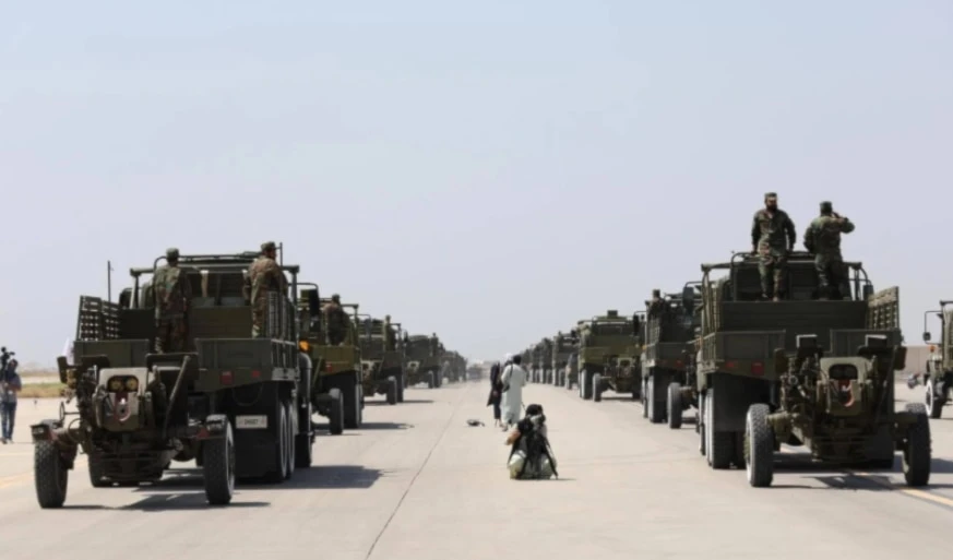 Trump amenaza a Afganistán: la Base Aérea de Bagram o "Pasarán cosas malas" Trump amenaza a Afganistán: la Base Aérea de Bagram o "Pasarán cosas malas"