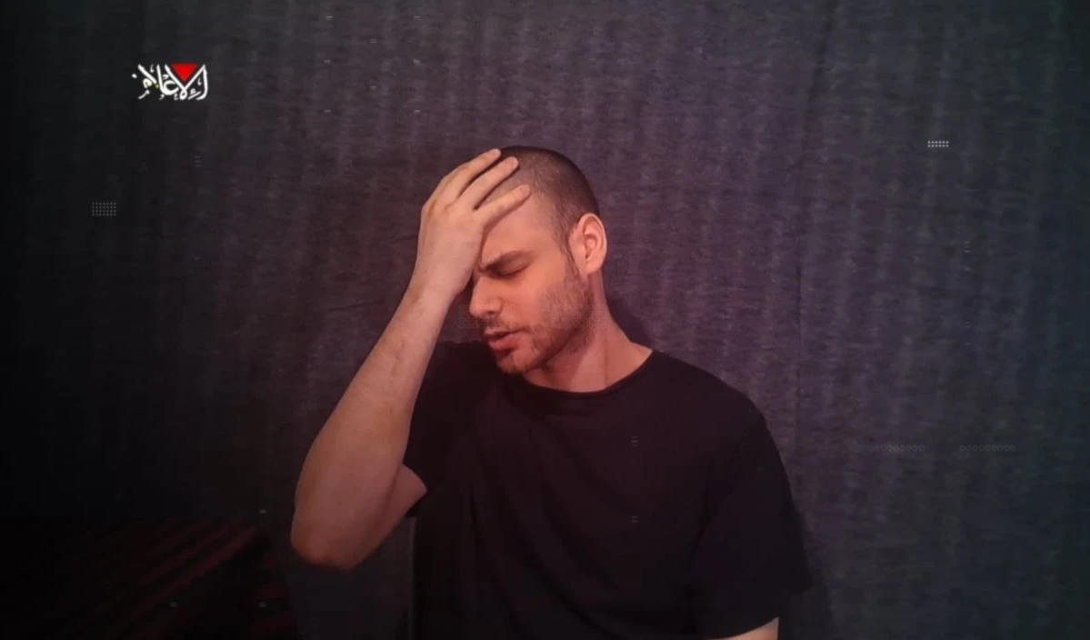 Alon Ohel pide al enviado estadounidense Steve Witkoff no ayudar a Netanyahu a “matar a los prisioneros”.