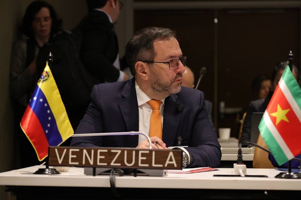 El canciller Yván Gil destacó el respaldo de la CELAC a la Zona de Paz y denunció despliegue militar de EE. UU. cerca de Venezuela.,