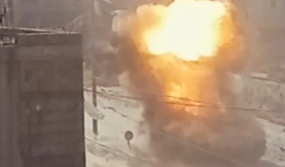 Ataque de la resistencia a un tanque israelí en la Franja de Gaza (Foto: Medios de Resistencia)