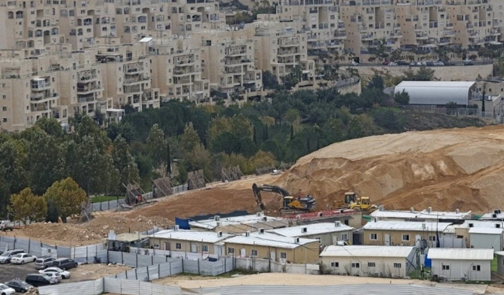 La expansión de los asentamientos ilegales israelíes en Cisjordania es un factor clave en la guerra de exterminio contra el pueblo palestino. La expansión de los asentamientos ilegales israelíes en Cisjordania es un factor clave en la guerra de exterminio contra el pueblo palestino.