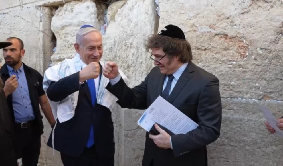 Milei pide a Netanyahu posponer su visita a Argentina por el momento Milei pide a Netanyahu posponer su visita a Argentina por el momento