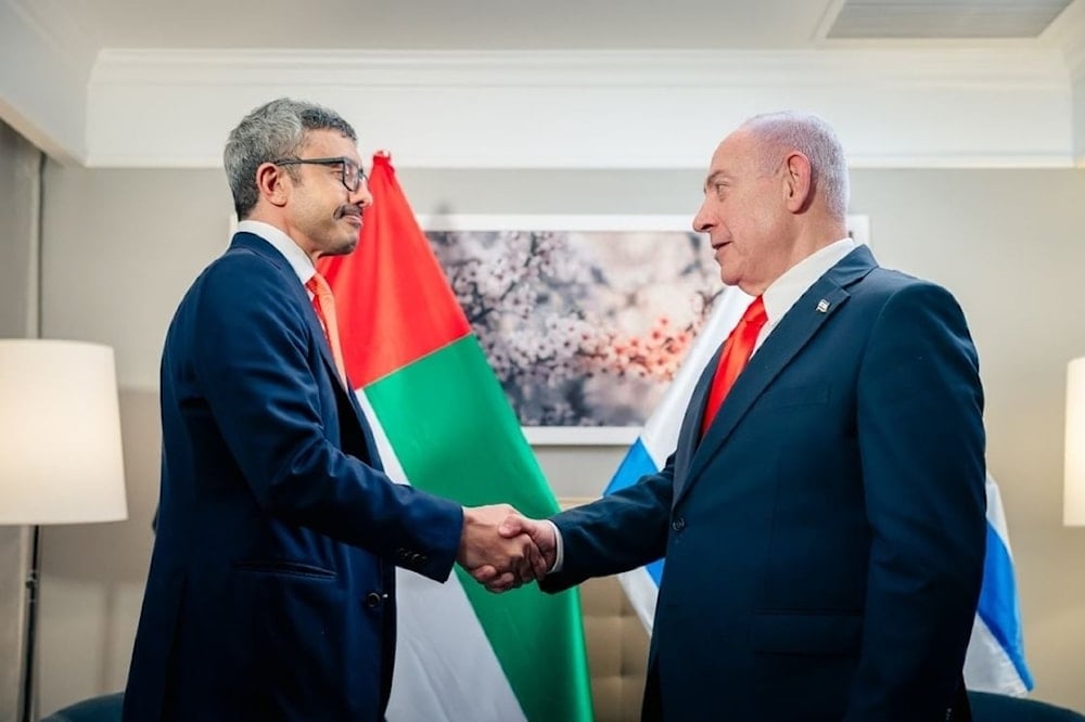 Canciller de Emiratos en reunión con Netanyahu tras agresión a Qatar (Foto: Agencia Emiratí de Noticias)
