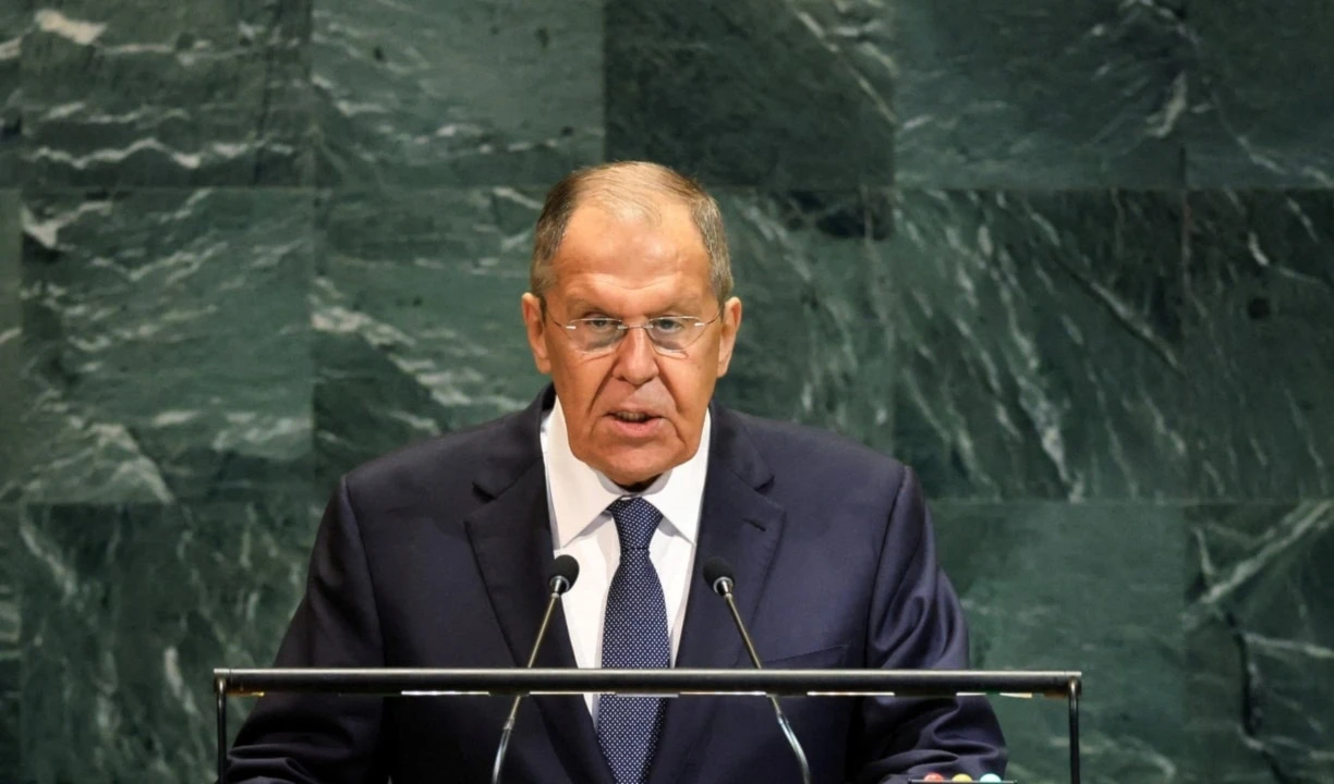 Lavrov: "Israel" amenaza con hacer explotar todo Medio Oriente