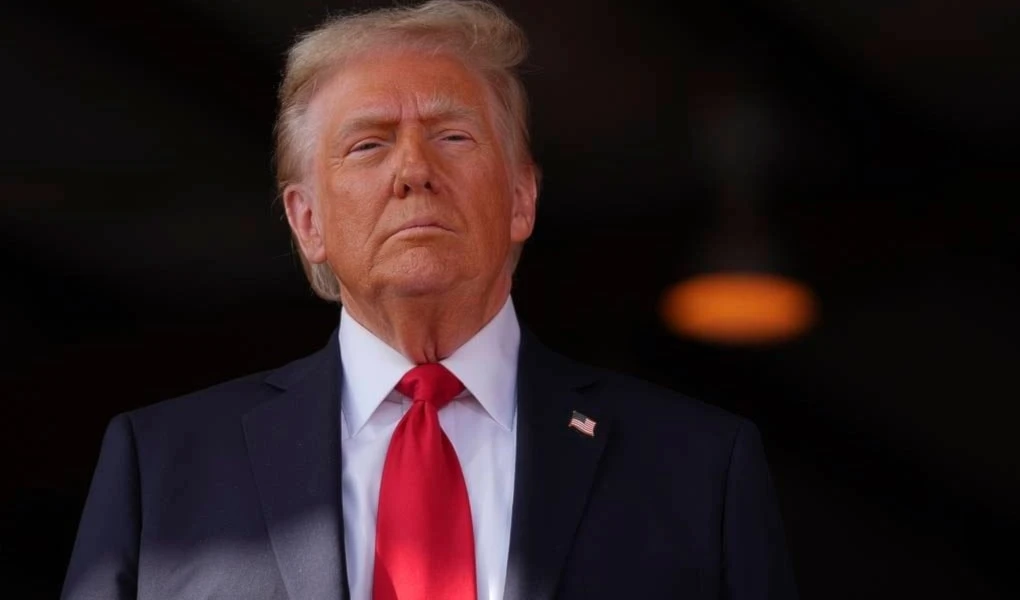 Trump pide a la Corte Suprema poner fin a ciudadanía por nacimiento Trump pide a la Corte Suprema poner fin a ciudadanía por nacimiento