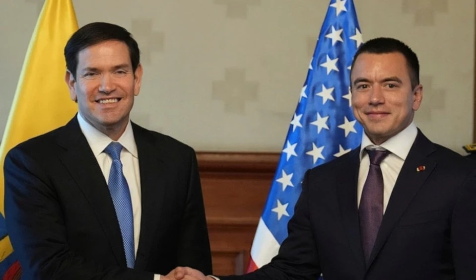 Bases estadounidenses en Ecuador generan debate sobre soberanía bajo presidencia de Noboa