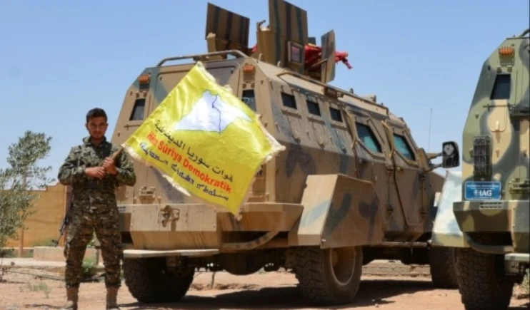 Fuerzas kurdas capturan cinco miembros del Daesh en Siria Fuerzas kurdas capturan cinco miembros del Daesh en Siria