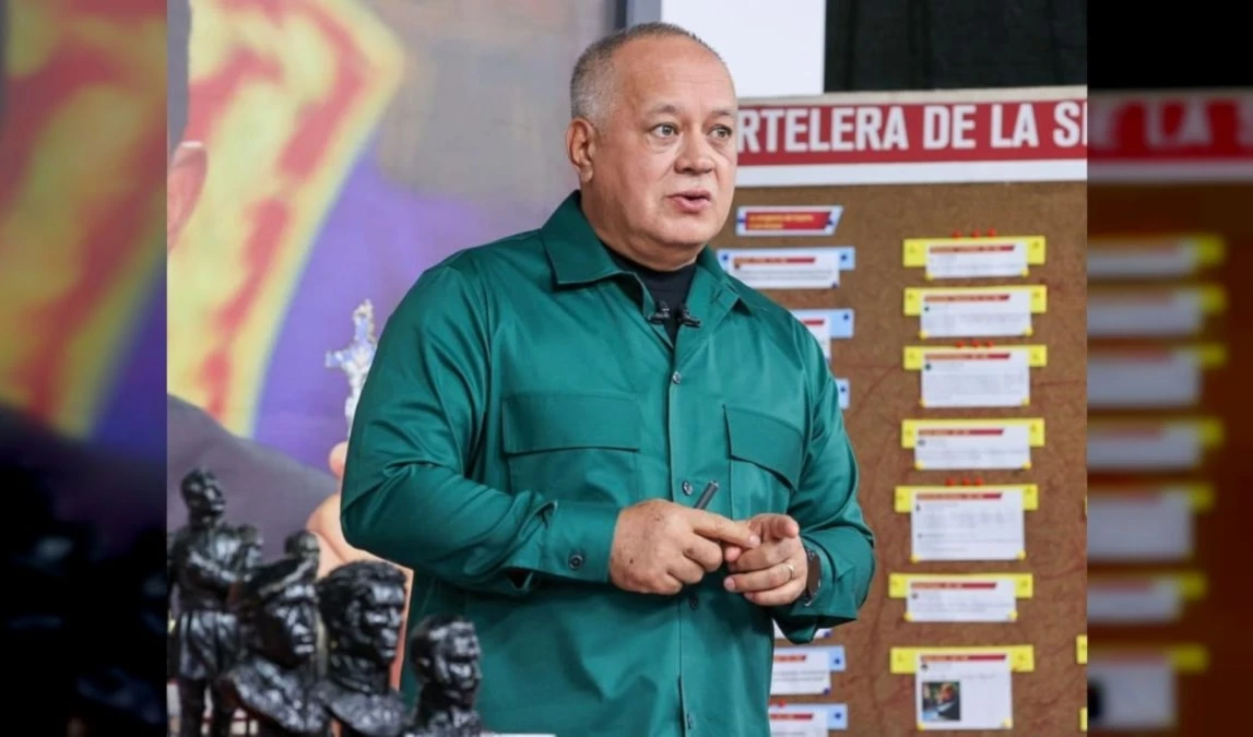 Diosdado Cabello destacó que Venezuela, según informes de la ONU, está libre de cultivos y laboratorios de drogas. (Foto: Con el Mazo Dando) Diosdado Cabello destacó que Venezuela, según informes de la ONU, está libre de cultivos y laboratorios de drogas. (Foto: Con el Mazo Dando)