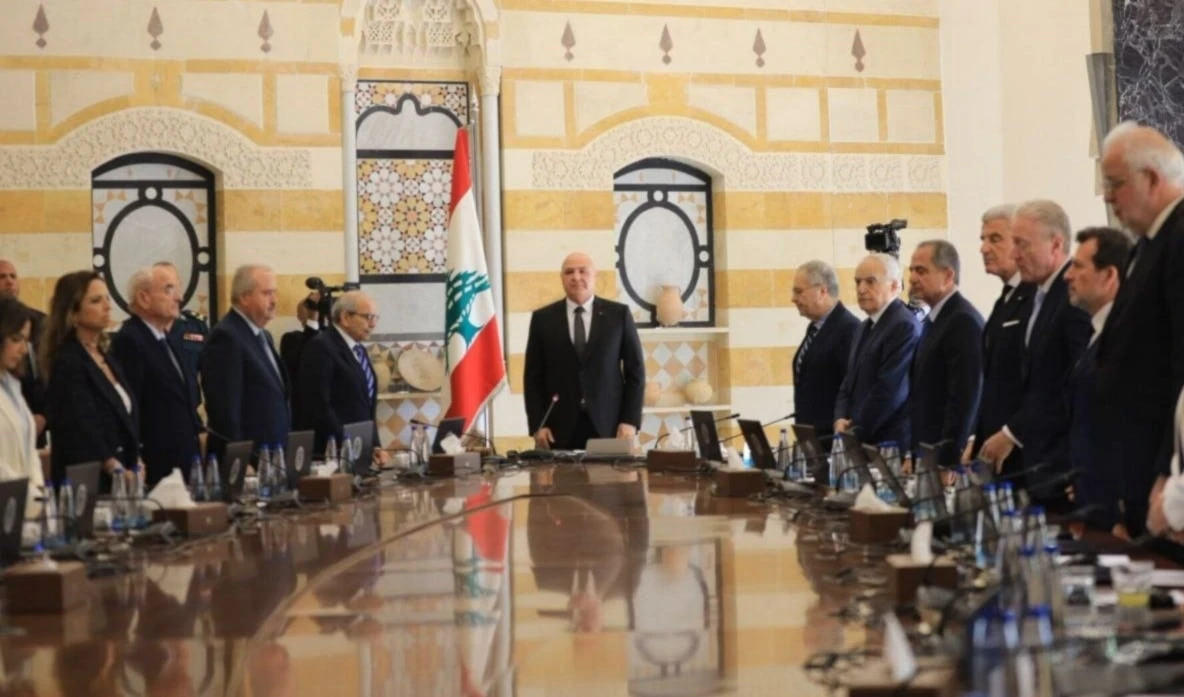 El gobierno libanés celebró una sesión para discutir el plan del ejército de monopolizar las armas. (Foto: Medios libaneses)