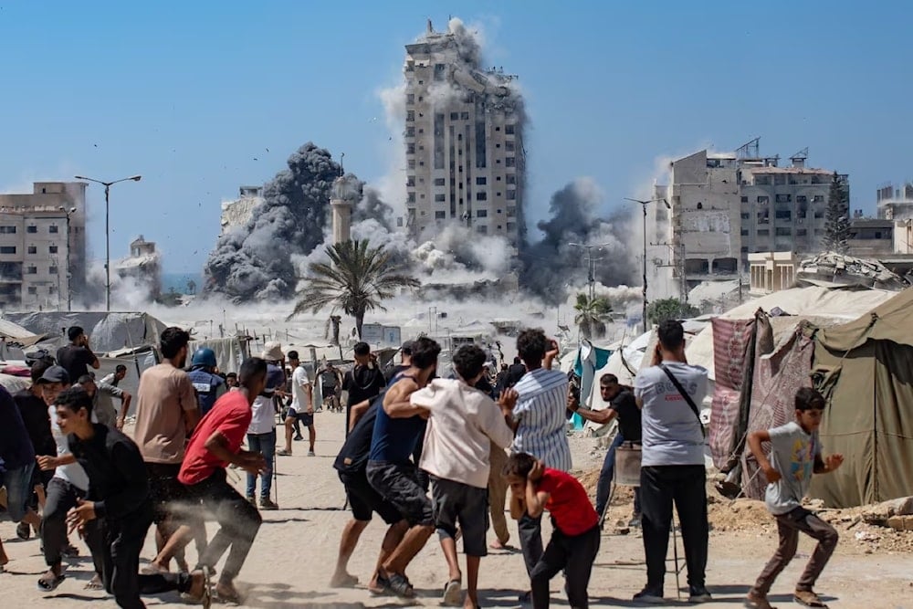 El ataque israelí del viernes a la Torre Mushtaha de Gaza. (Foto: EFE)