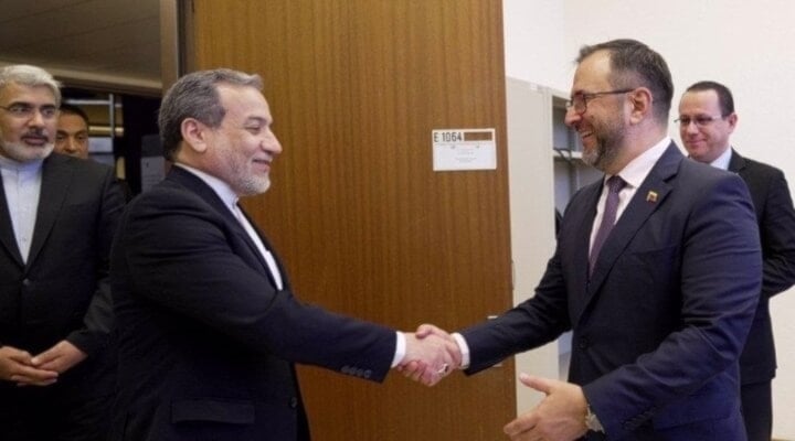 Irán y Venezuela mantienen una alianza estratégica que incluye cooperación energética, tecnológica y política en foros internacionales.